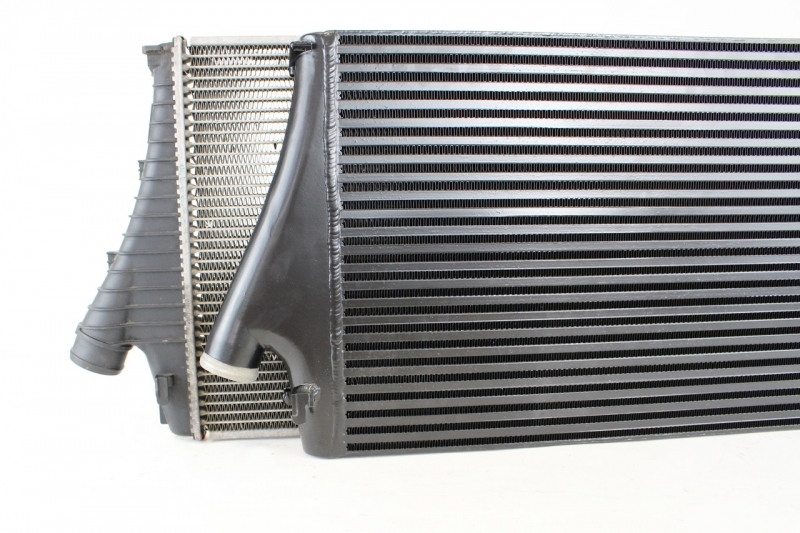 Performance Tuning Ladeluftkühler Opel Vectra C OPC 2.8Turbo