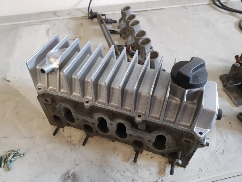 Ventildeckel Alu Tuning Rippen Cylinder Head Cover G60 VW 1.6 1.8 2.0 8V