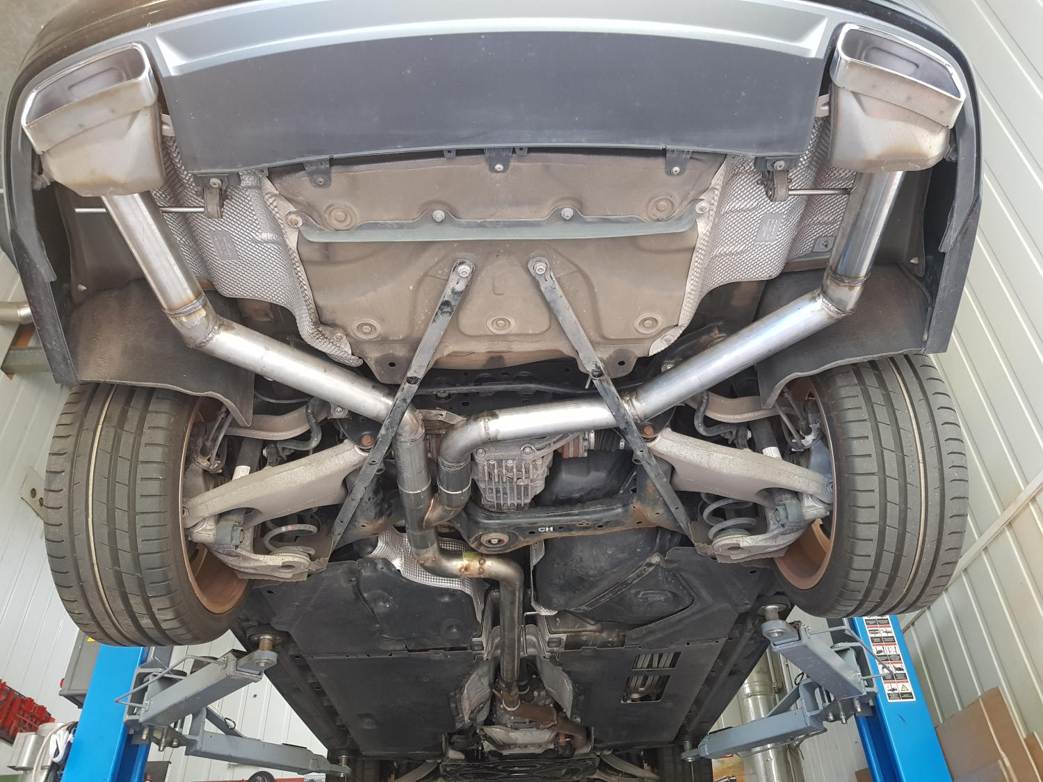 Audi A6 4G 3.0TDI  76mm Sportauspuffanlage Clubsport Elite Racing Quattro FL und VFL Carbon