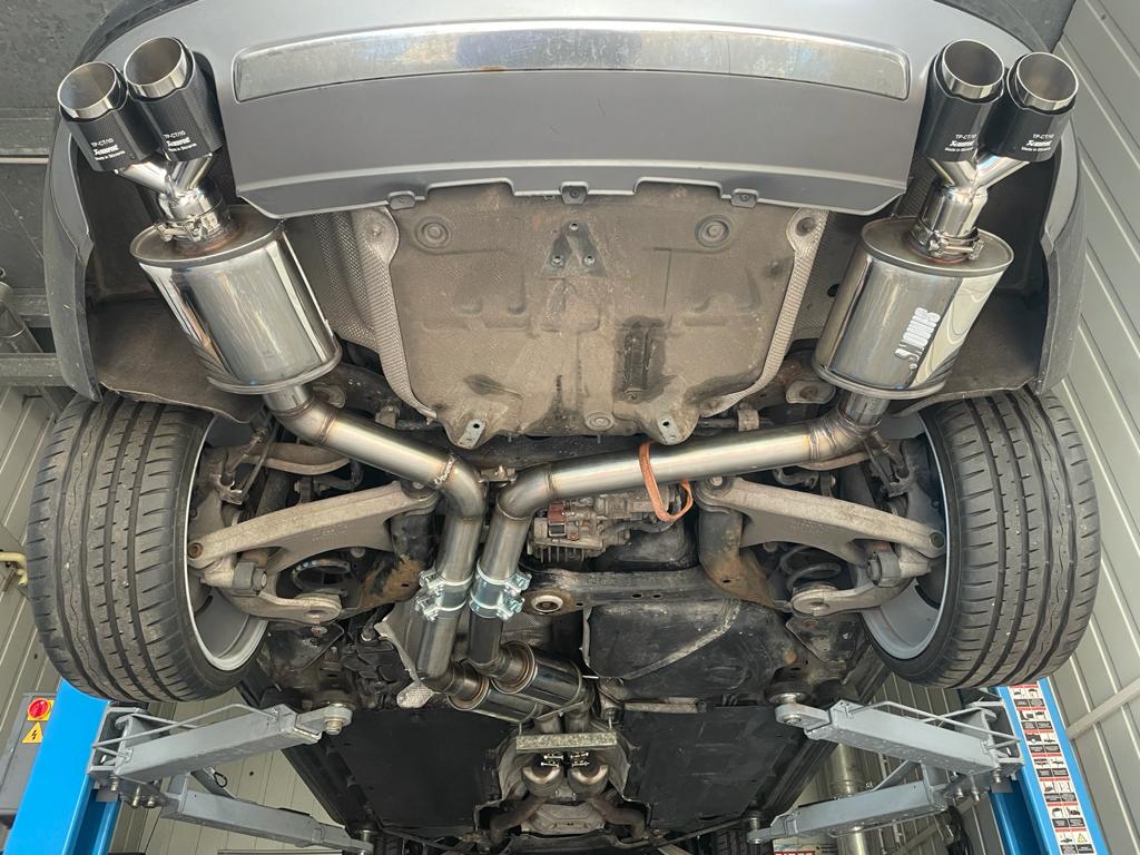 Sportauspuff Audi A4 B8 Quattro 2.0TFSI und 3.0TDI  Racing mit Carbon