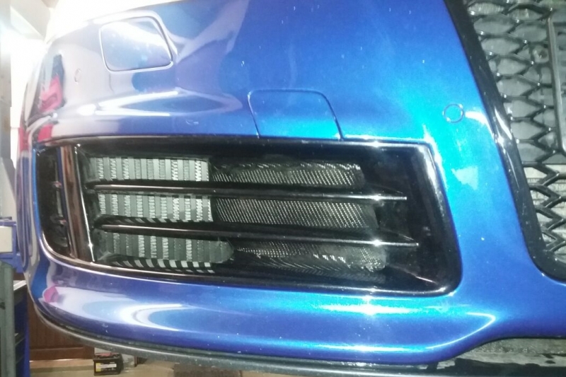 Audi RS6 4F C6 5.0T Carbon Luftleitschächte Luftführungen Tuning Ladeluftkühler