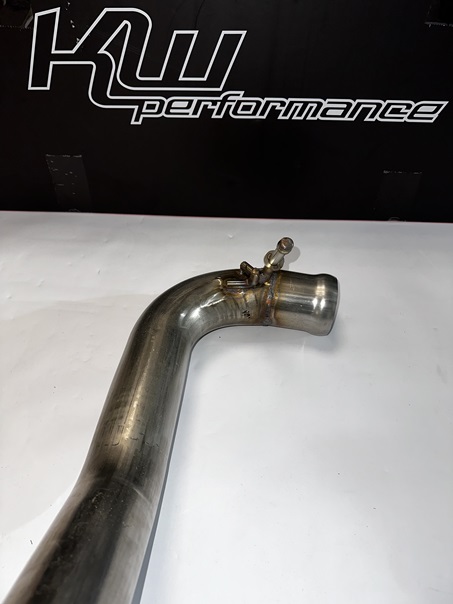 PERFORMANCE DOWNPIPES FÜR MERCEDES-BENZ W176 A45 C117 CLA45 X156 GLA45